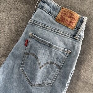Levi's 722 High Rise Taper Jeans Frayed Hem Light Wash Denim Casual 28x30‎